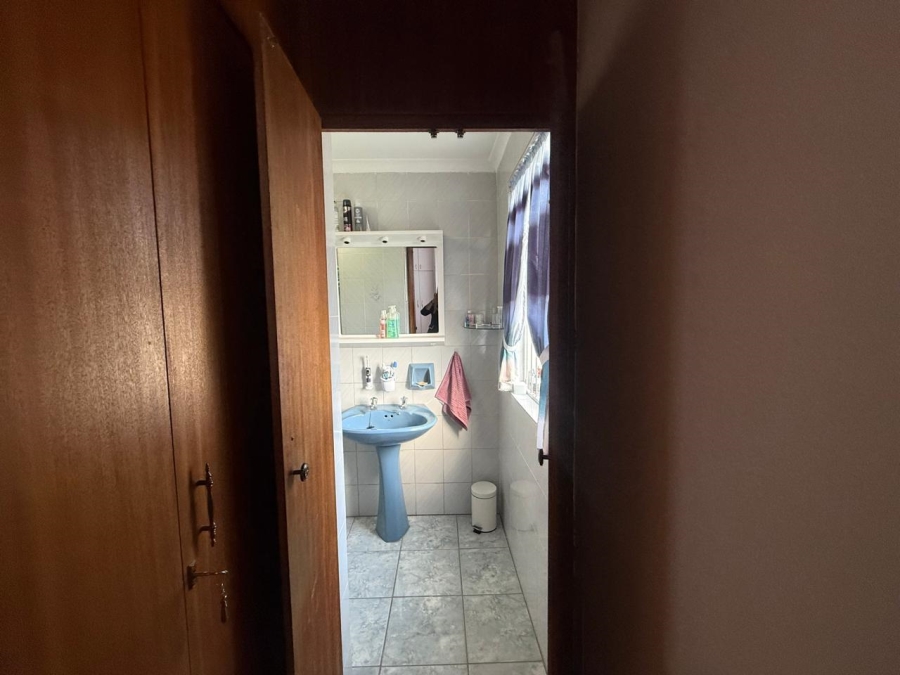 3 Bedroom Property for Sale in Heuwelkruin Eastern Cape